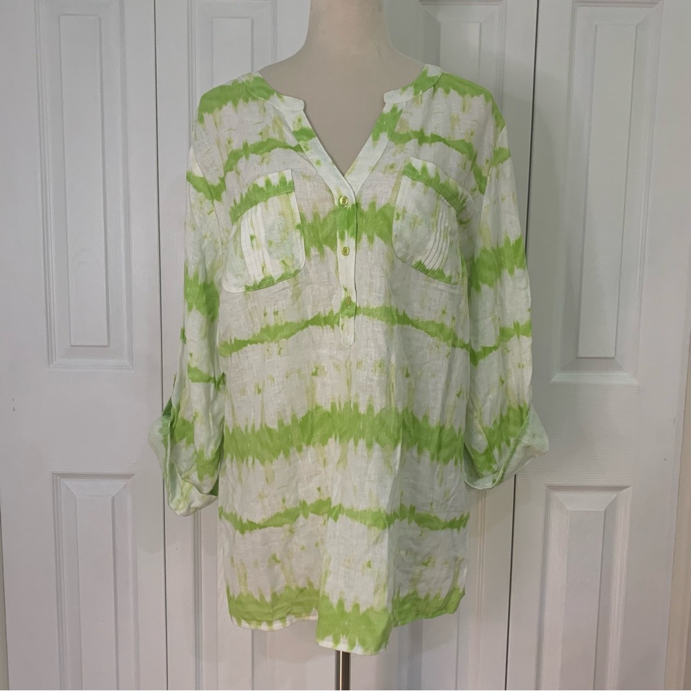 Coral Bay Woman Sz1X linen/rayon fold up sleeve white and green tie dye top